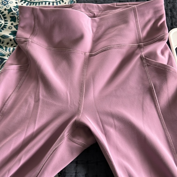 Lululemon EC running pants - Picture 2 of 4